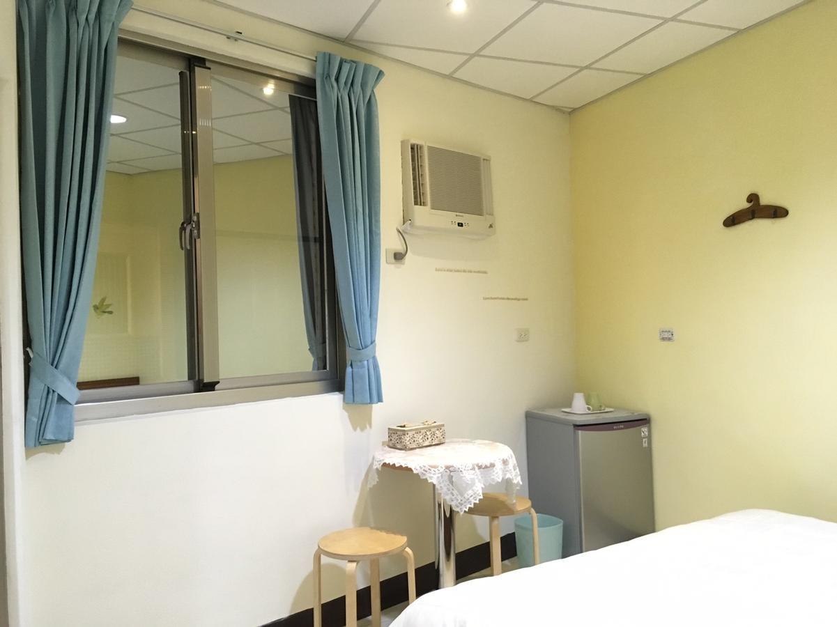 Hfun Hotel Каосюн Екстериор снимка